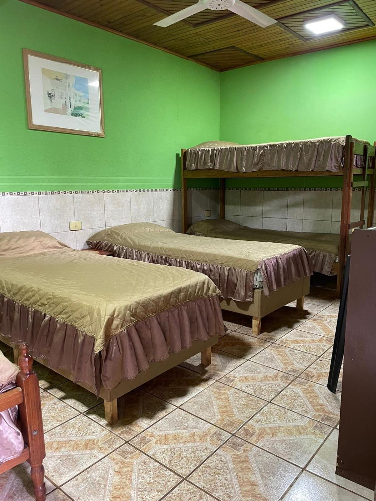 מלון פוארטו איגואסו Residencial Arcoiris מראה חיצוני תמונה